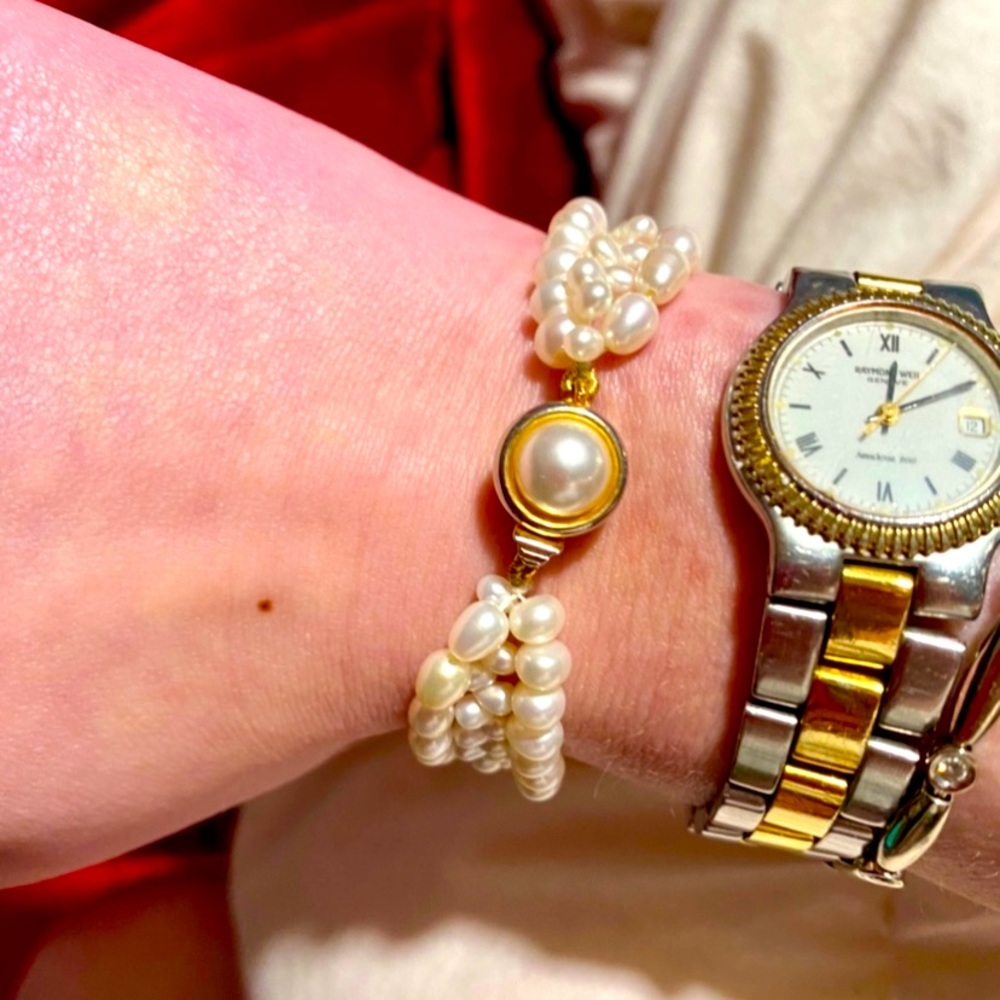 Dainty Pearl Bracelet